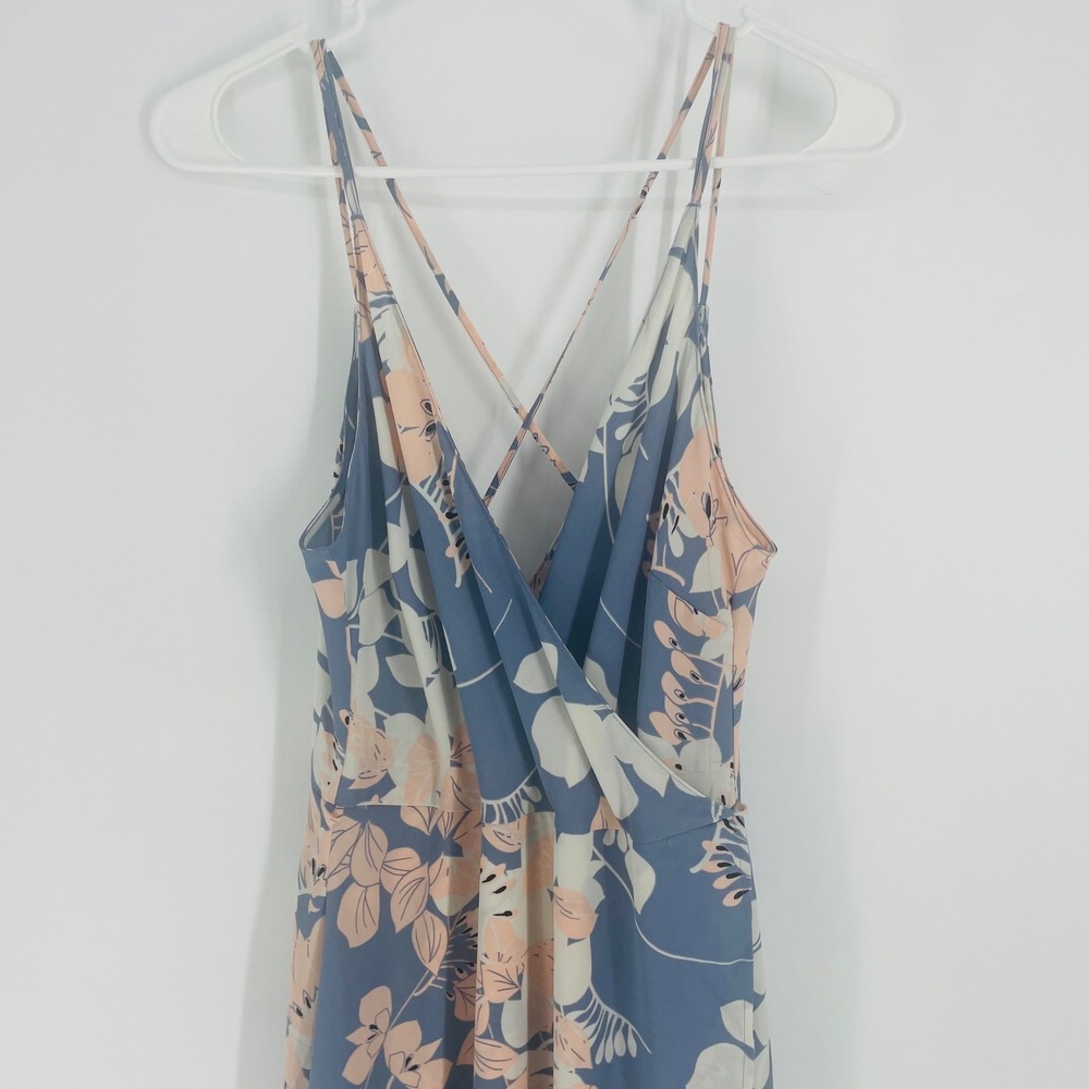 ASTR The Label Blue Floral High Low Wrap Maxi Dress size M Feminine Garden - Picture 3 of 16